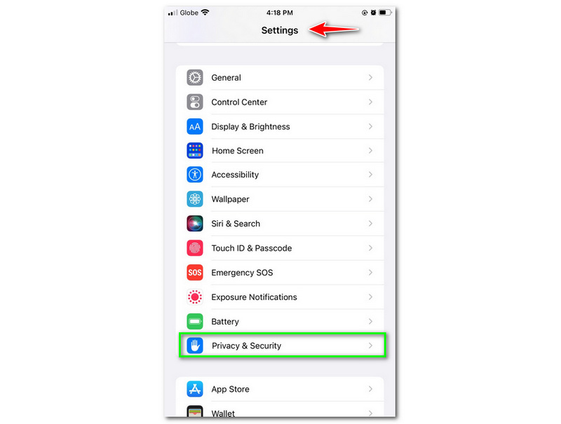 Disattiva la posizione su Privacy e sicurezza di iPhone